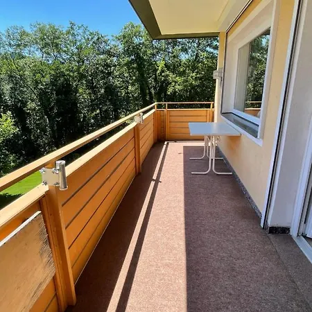 Seeappartement Luna Am Ossiachersee Mit Privatem Seezugang, Hallenbad, Skiarena Gerlitzen Апартаменты Боденсдорф