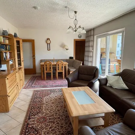 Seeappartement Luna Am Ossiachersee Mit Privatem Seezugang, Hallenbad, Skiarena Gerlitzen Bodensdorf