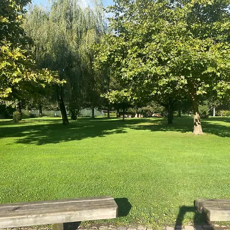 Seeappartement Luna Am Ossiachersee Mit Privatem Seezugang, Hallenbad, Skiarena Gerlitzen *