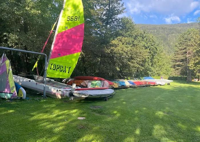 Seeappartement Luna Am Ossiachersee Mit Privatem Seezugang, Hallenbad, Skiarena Gerlitzen Bodensdorf