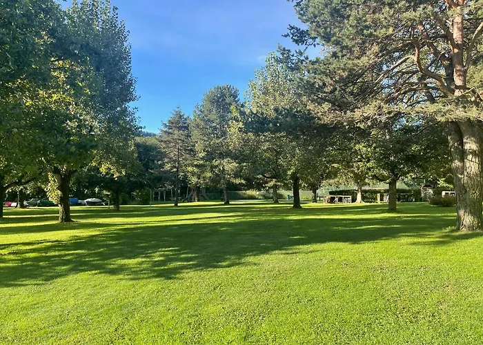 Seeappartement Luna Am Ossiachersee Mit Privatem Seezugang, Hallenbad, Skiarena Gerlitzen